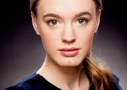 Amy Kelly looking beautiful in this studio headshot