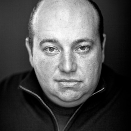 Actor headshot bruno mendes in black and white