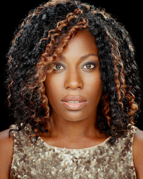 Hayley Ria Christian-studio light