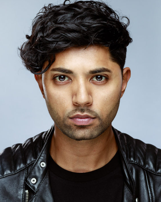 Qasim-Akhtar-studio-light